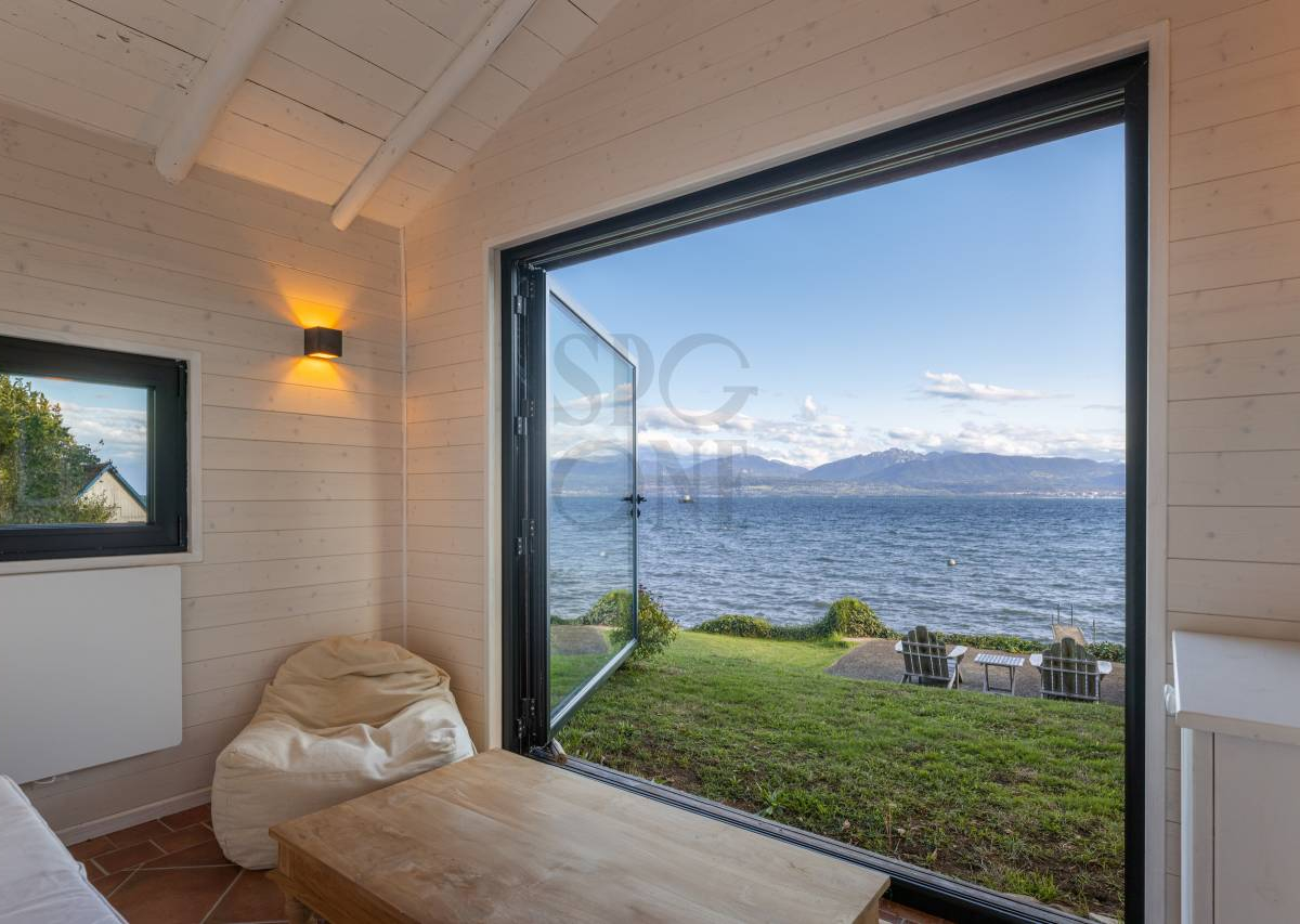 Superbe propriété avec piscine chauffée et plage privée