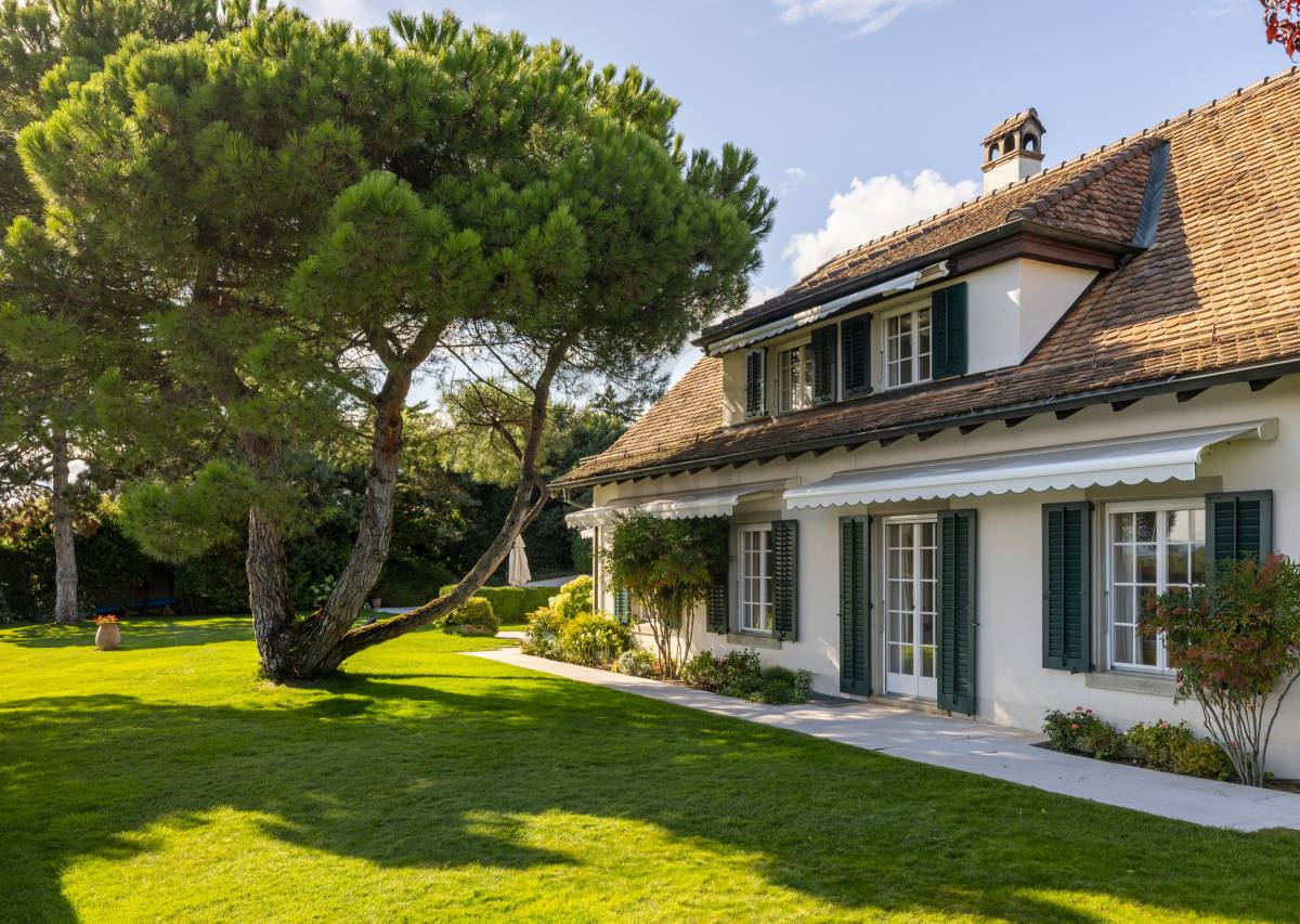 Superbe propriété avec piscine chauffée et plage privée