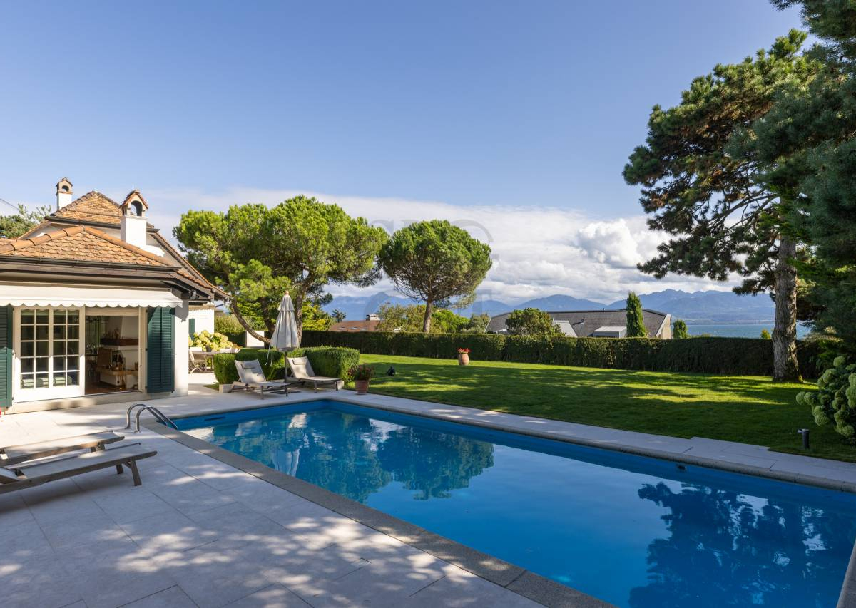 Superbe propriété avec piscine chauffée et plage privée