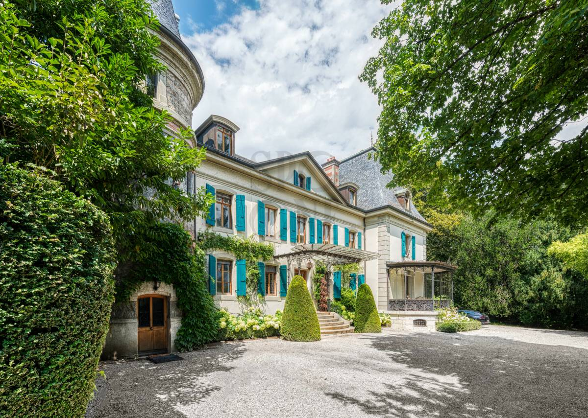 Domaine d'exception à proximité du Golf Club de Cologny