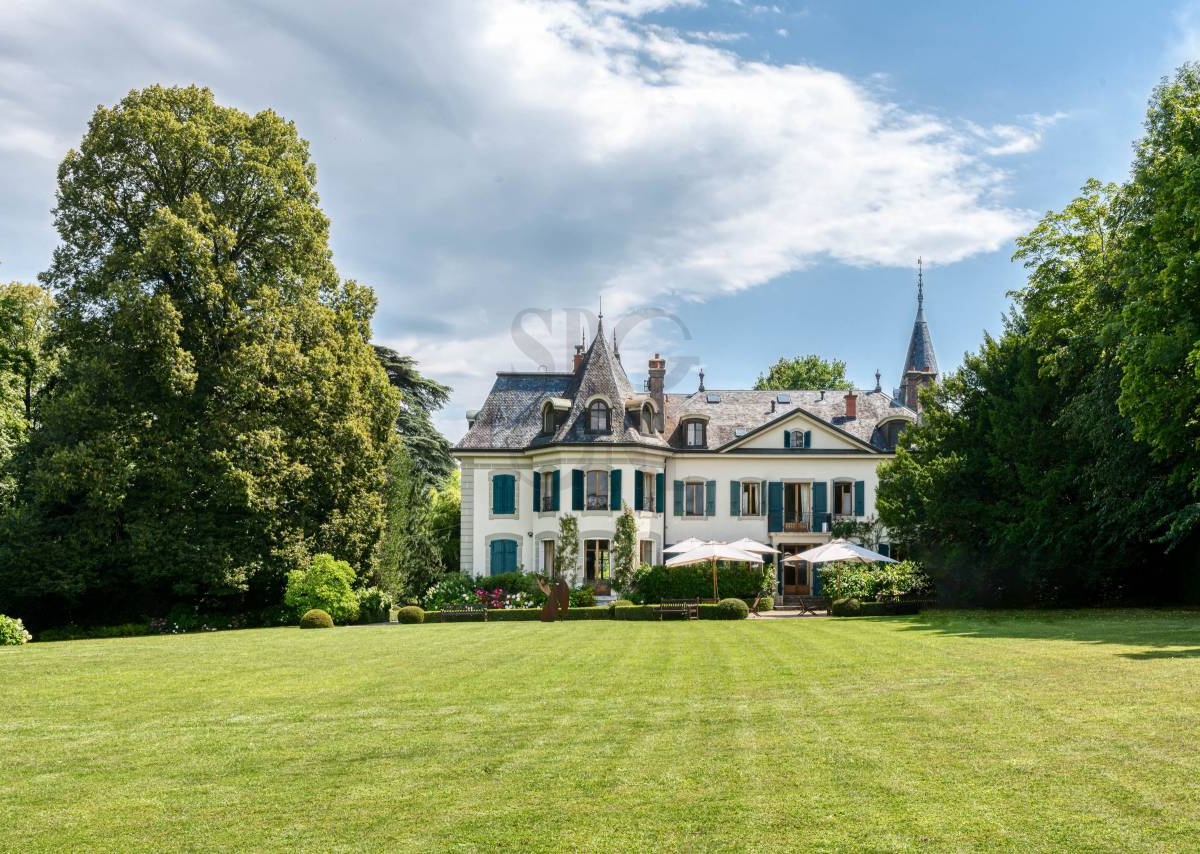 Domaine d'exception à proximité du Golf Club de Cologny