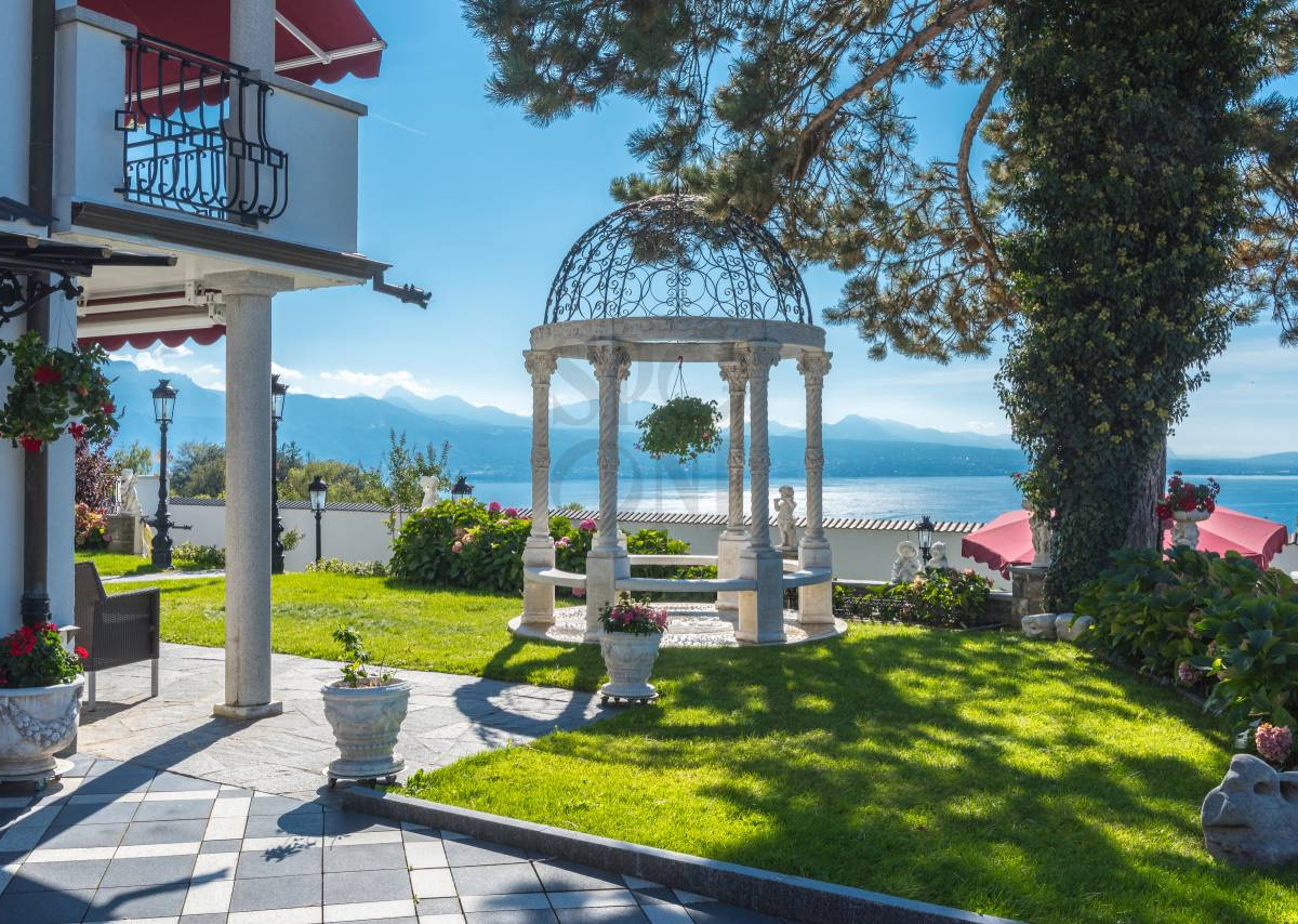 Vue panoramique sur le lac Léman
