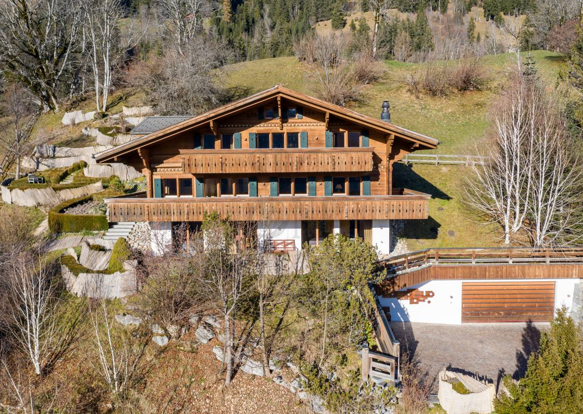 Chalet d'exception avec vues dans le quartier prisé d'Unterbort
