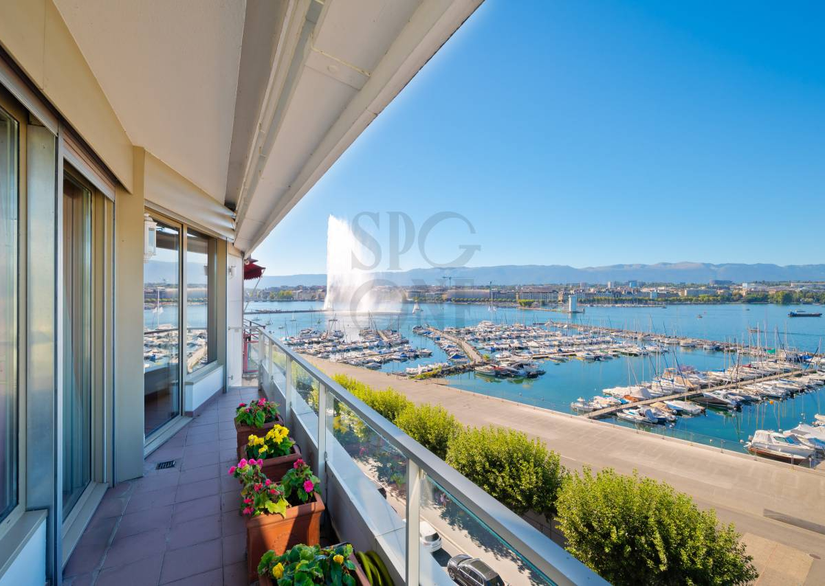 Penthouse en duplex face au lac avec terrasse et vue panoramique