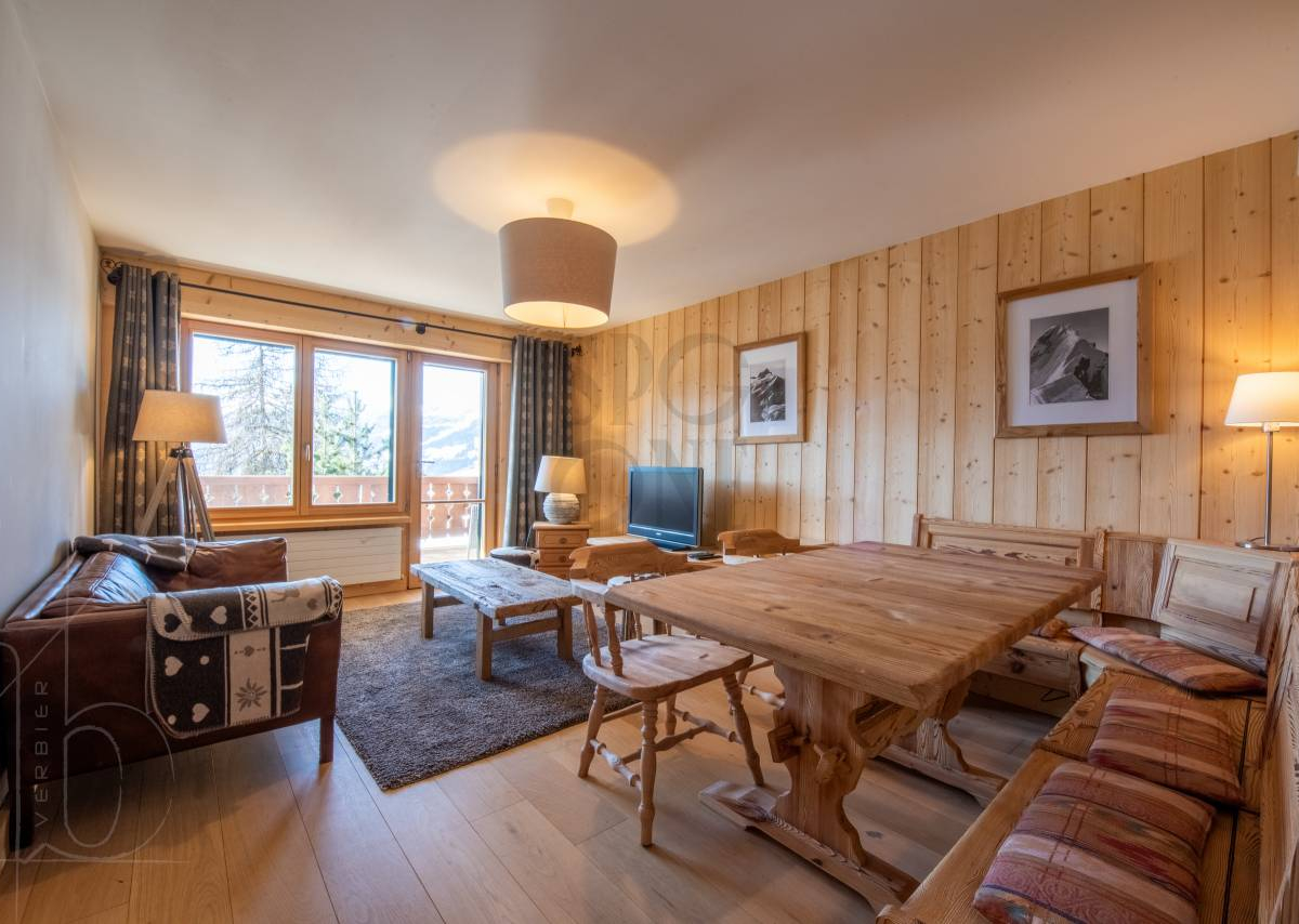 Charmant appartement de 2.5 pièces - central et rénové 