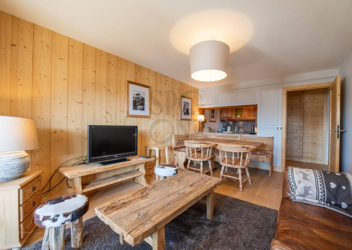Charmant appartement de 2.5 pièces - central et rénové 