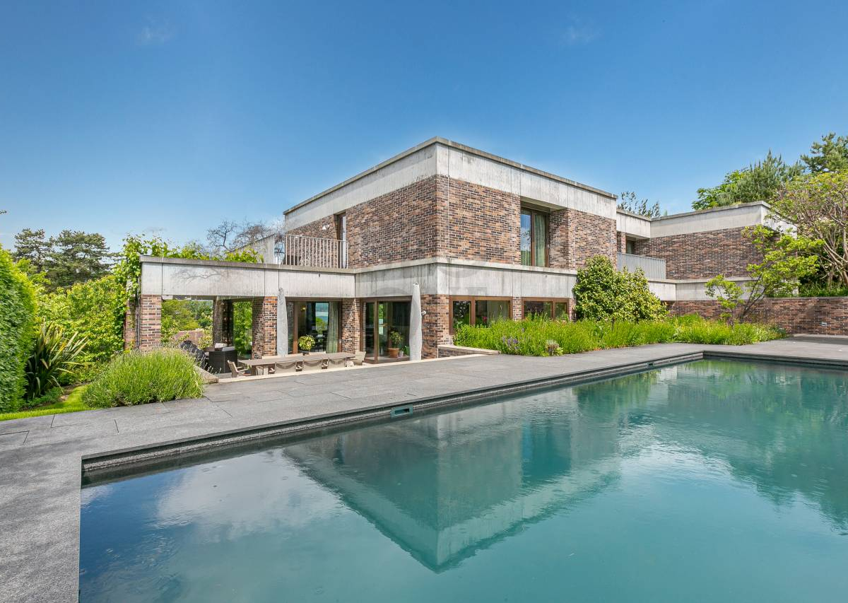 Villa d'exception à Anières avec vue lac et prestation de luxe