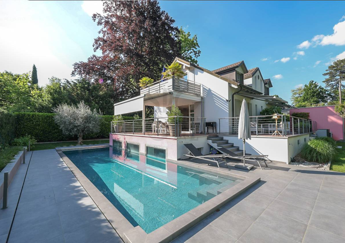 Villa familiale avec piscine, entre charme et confort
