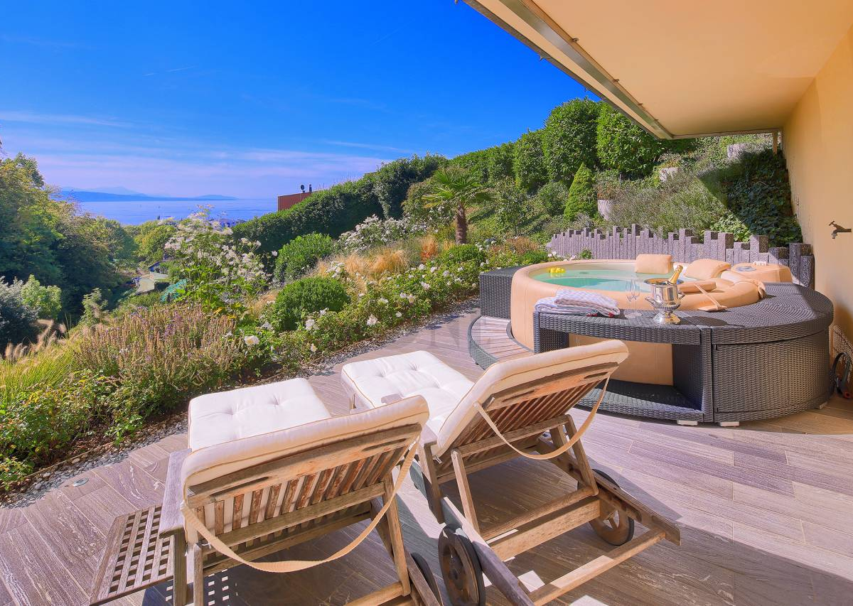 Villa de standing avec vue au coeur de la nature