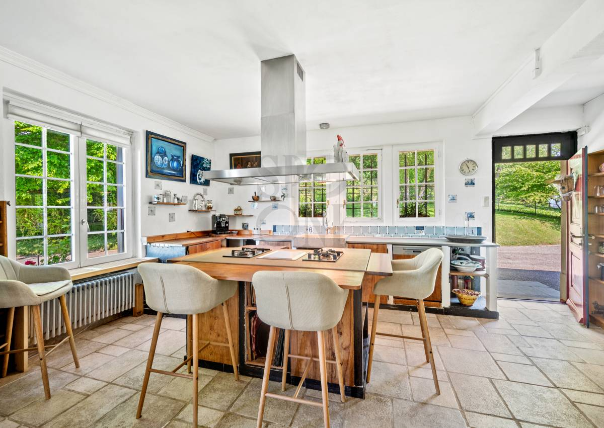 Exclusive: authentic, charming Vaud house