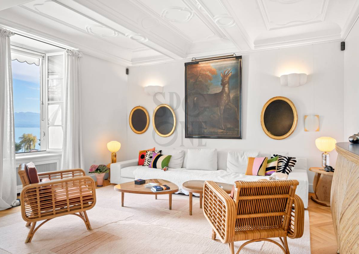 Refinement and a breathtaking view of Lake Geneva