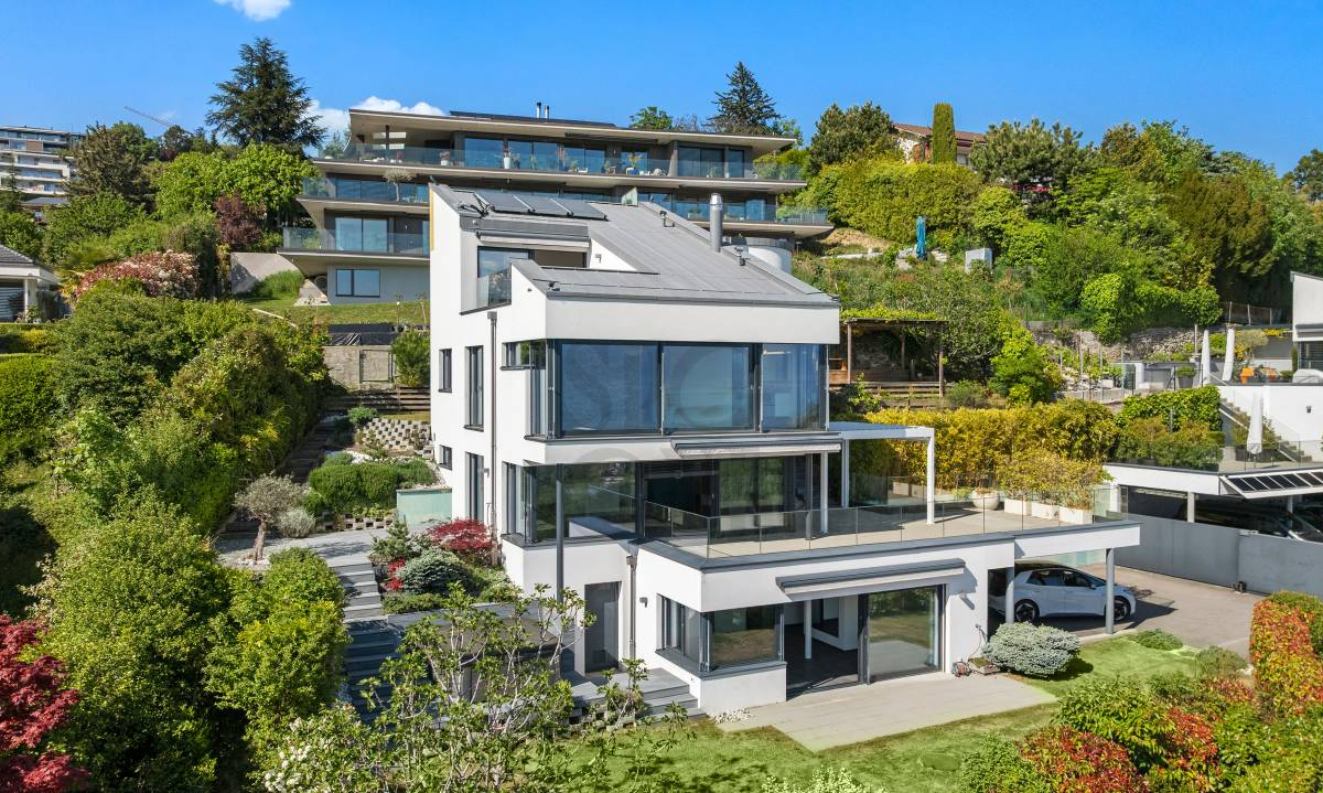 Villa d'architecte avec vue panoramique au cœur du Lavaux
