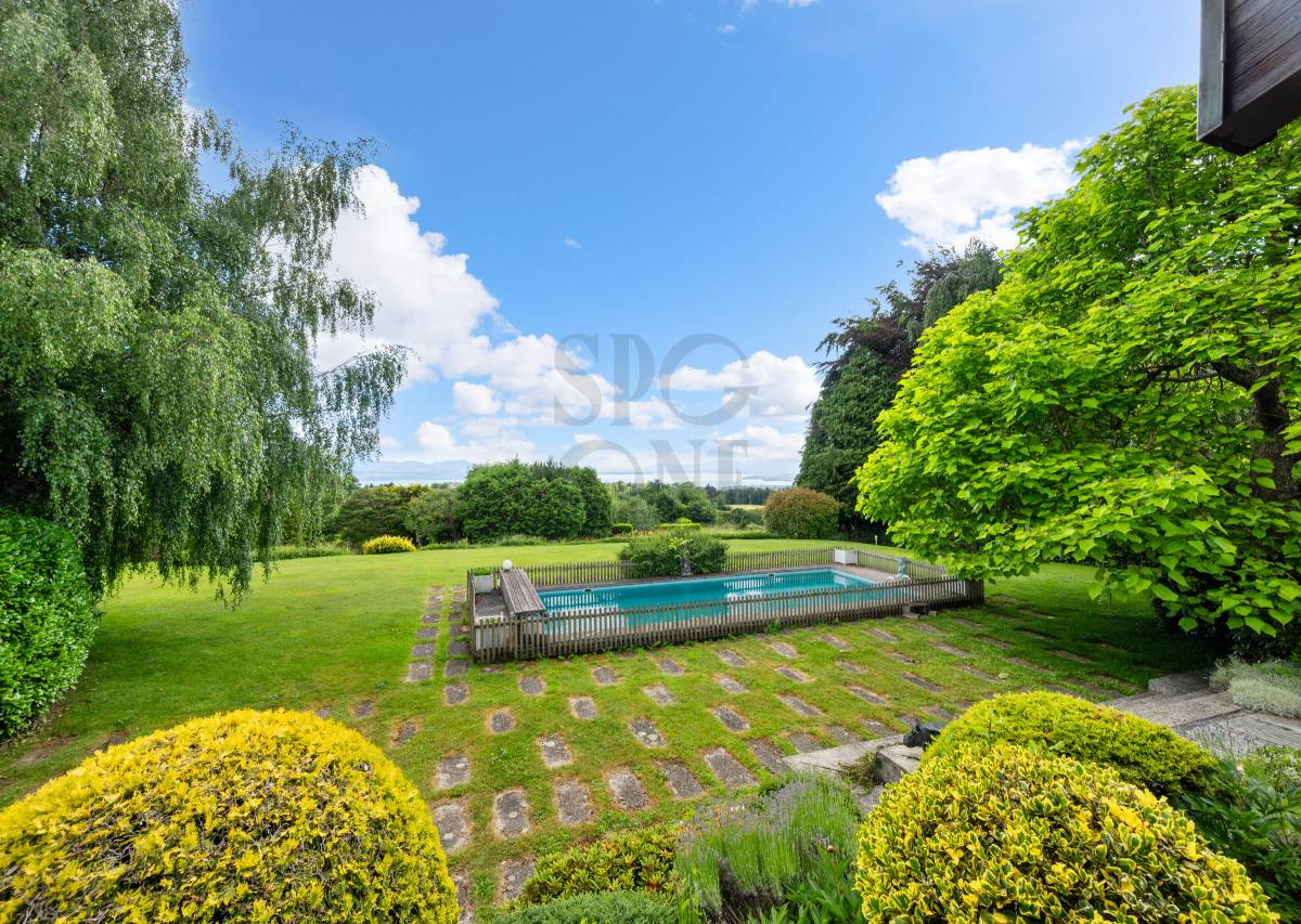 Une villa signature avec vue sur le lac