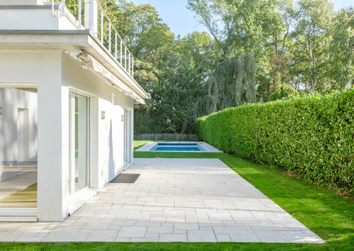 Maison contemporaine avec piscine