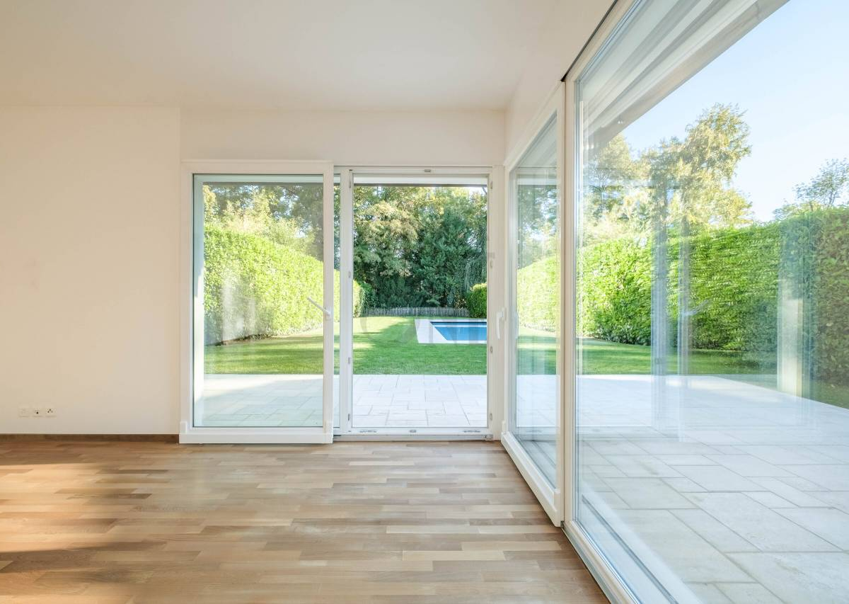 Maison contemporaine avec piscine