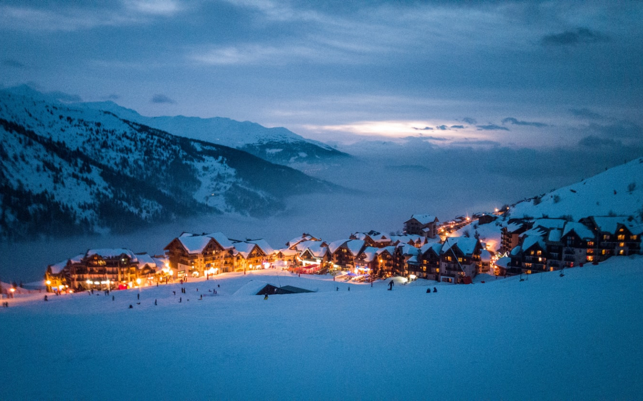 L'immobilier de montagne au sommet : Verbier, Gstaad, Megève...